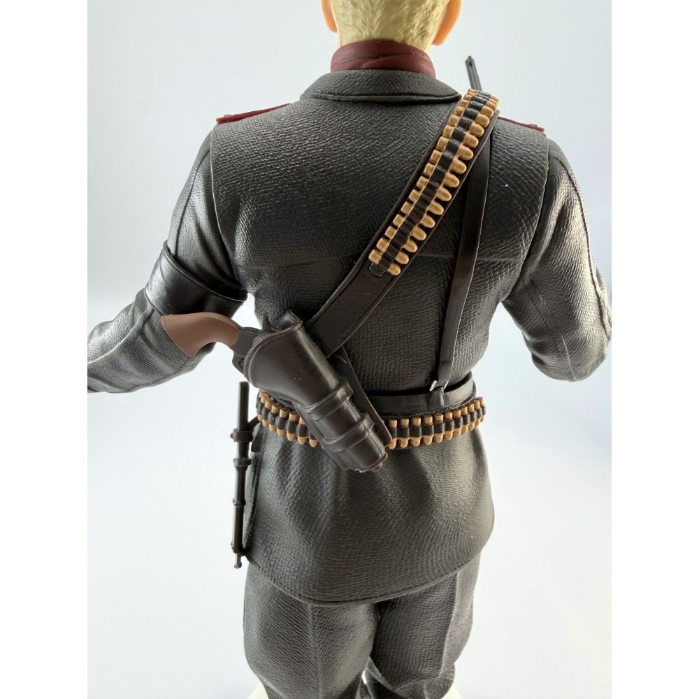 METAL GEAR SOLID SNAKE EATER OCELOT PVC STATUE FIGURE