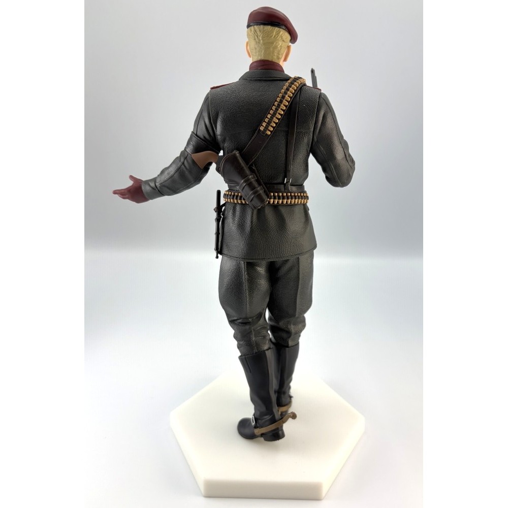 METAL GEAR SOLID SNAKE EATER OCELOT STATUA FIGURE