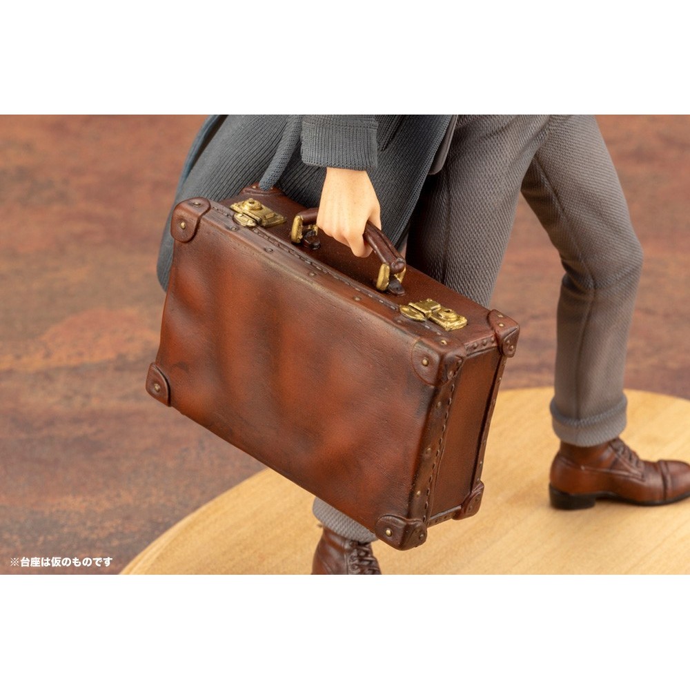 FANTASTIC BEASTS CRIMES OF GRINDELWALD NEWT SCAMANDER ARTFX+ STATUE KOTOBUKIYA