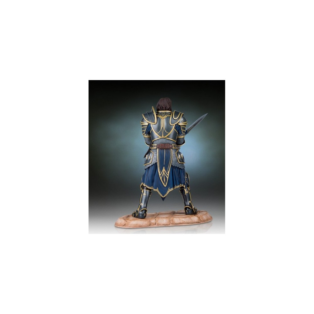 GENTLE GIANT WORLD OF WARCRAFT LOTHAR STATUE