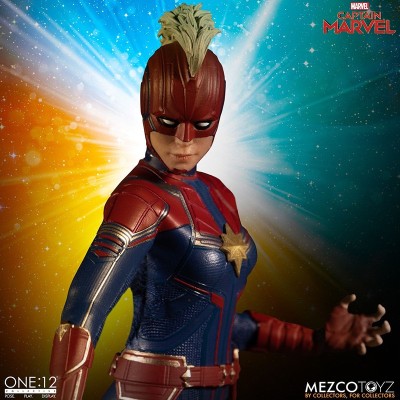 MEZCO TOYS CAPTAIN MARVEL CLOTH ONE:12 COLLECTIVE ACTION FIGURE