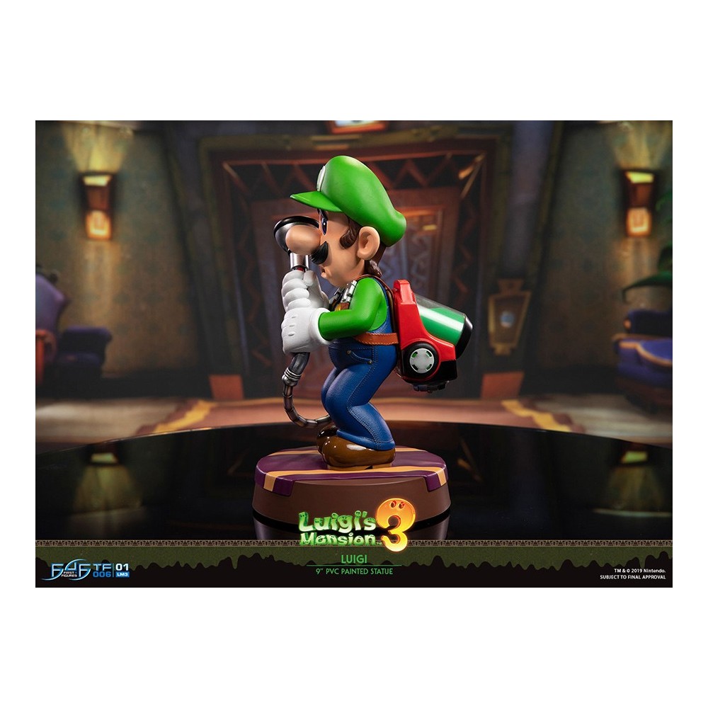 FIRST4FIGURES LUIGI'S MANSION 3 - LUIGI PVC STATUE 23 CM FIGURE