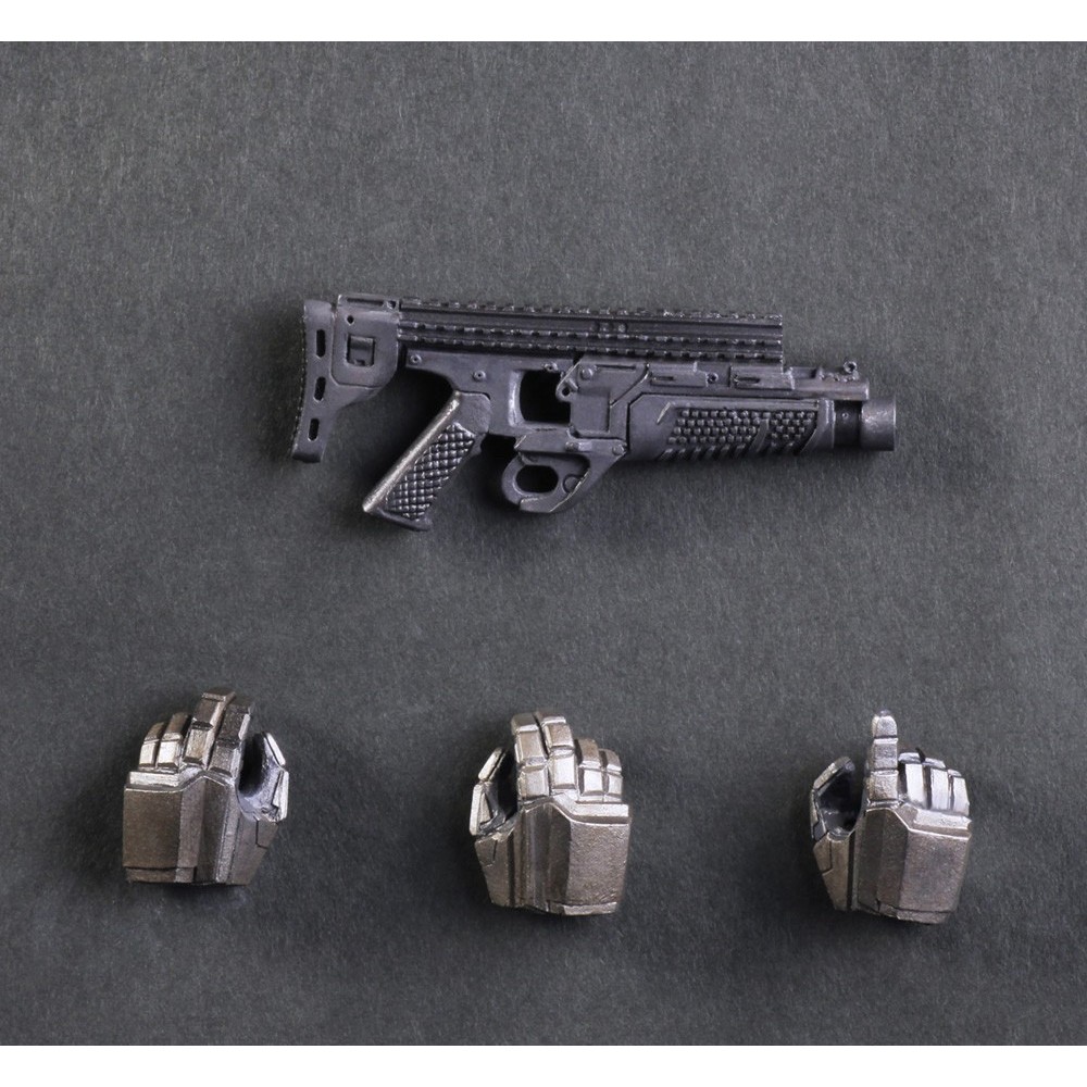 SQUARE ENIX BATMAN V SUPERMAN - ARMORED BATMAN PLAY ARTS KAI PAK ACTION FIGURE