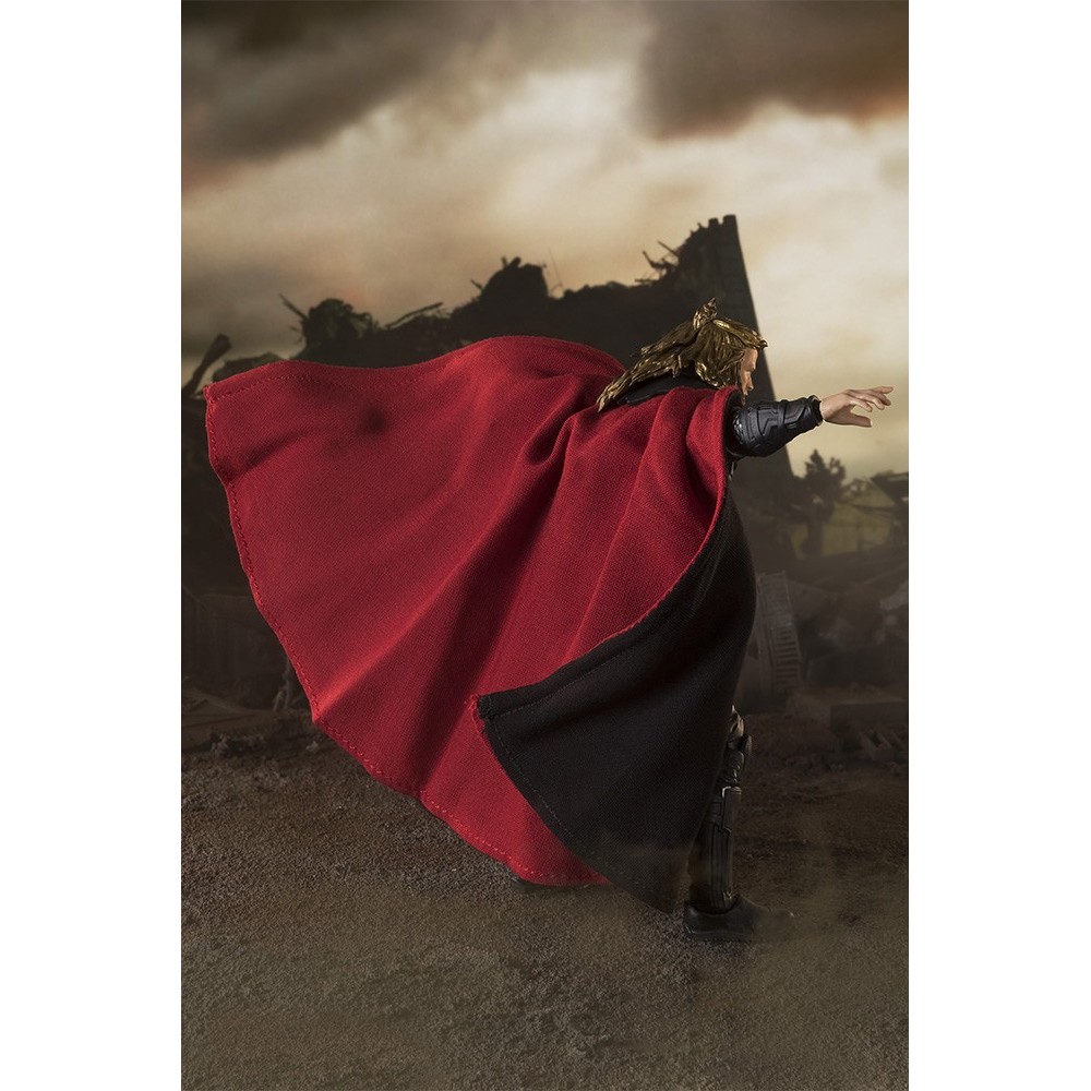 BANDAI AVENGERS ENDGAME THOR S.H. FIGUARTS ACTION FIGURE