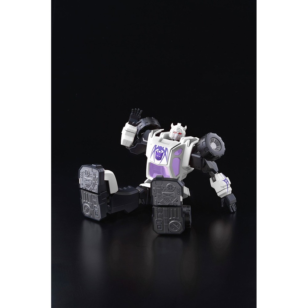 FLAME TOYS TRANSFORMERS FURAI BUG BITE MODEL KIT ACTION FIGURE