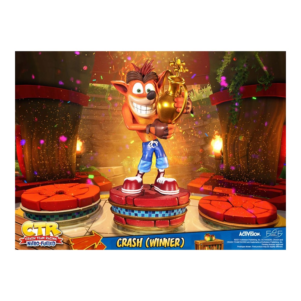 CTR CRASH TEAM RACING CRASH BANDICOOT WINNER STATUA FIGURE FIRST4FIGURES