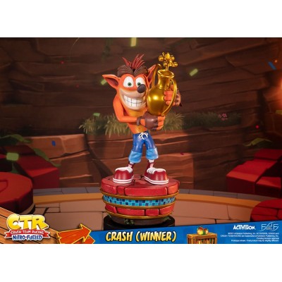 CTR CRASH TEAM RACING CRASH BANDICOOT WINNER STATUA FIGURE FIRST4FIGURES