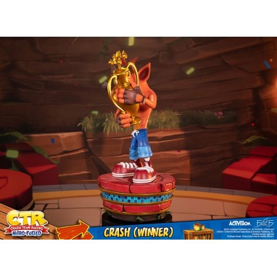 CTR CRASH TEAM RACING CRASH BANDICOOT WINNER STATUA FIGURE FIRST4FIGURES