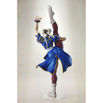 CAPCOM STREET FIGHTER CHUN-LI CAP FIGURE BUILDER 42CM STATUE