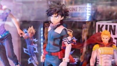 Kotobukiya presenta statue ispirate a My Hero Academia
